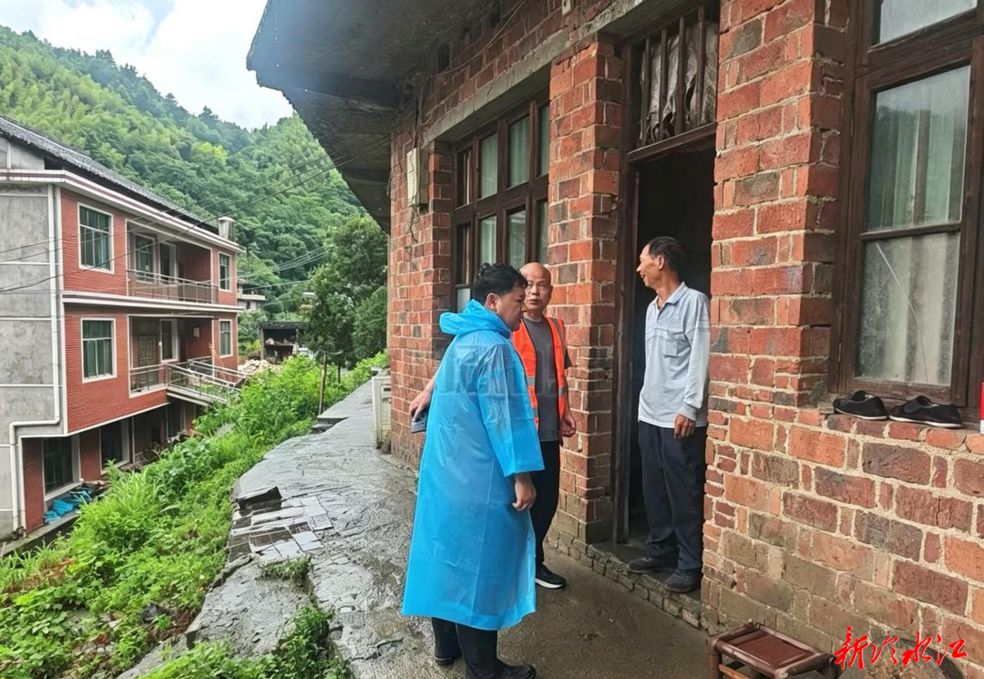 冷水江市三尖镇：全力筑牢汛期安全防线