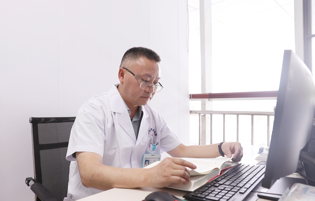 “湖南好人”再添新誉  市人民医院中医科主任阳书华入选娄底市第四届“名中医”