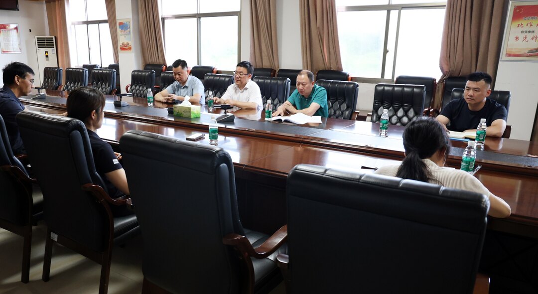 孙纬辉调研市乡人大换届选举工作