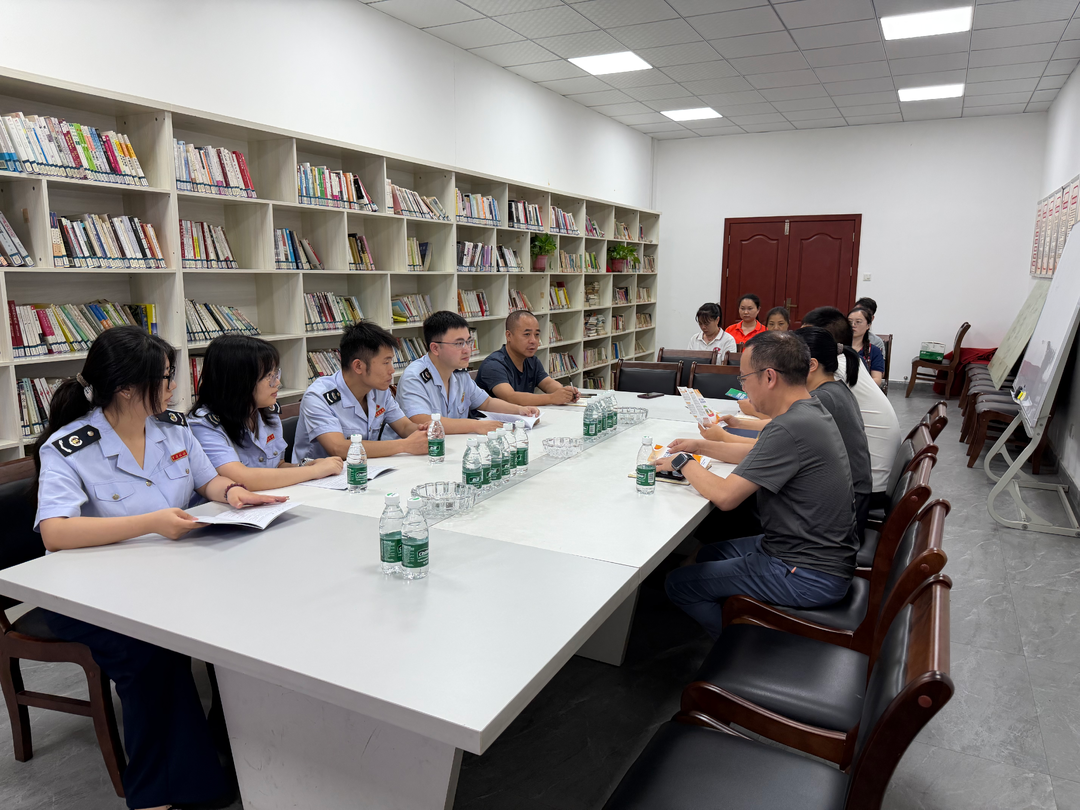 冷水江税务：宣讲政策明红线 夯实基础促合规